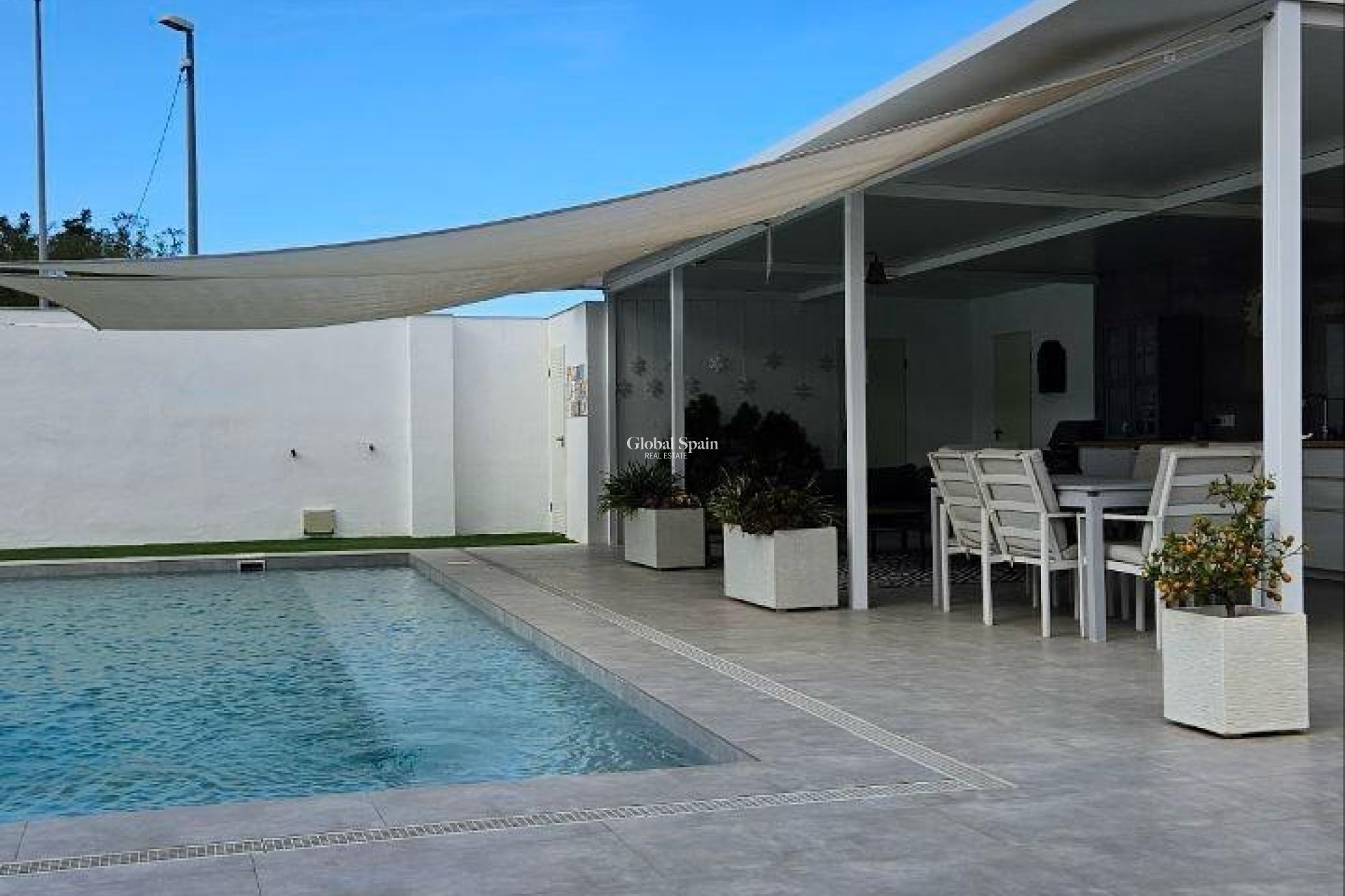 Resale - VILLA -
ORIHUELA - Urb. Montepinar