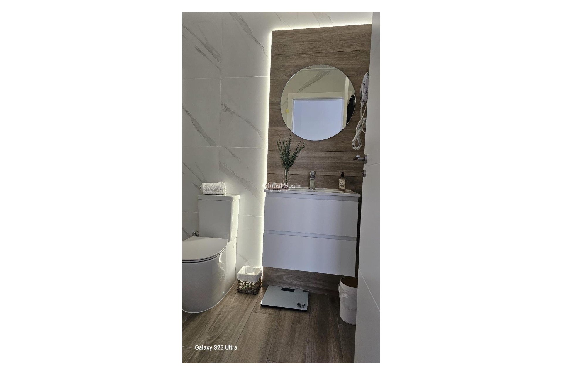 Resale - Villa -
ORIHUELA - Vistabella Golf