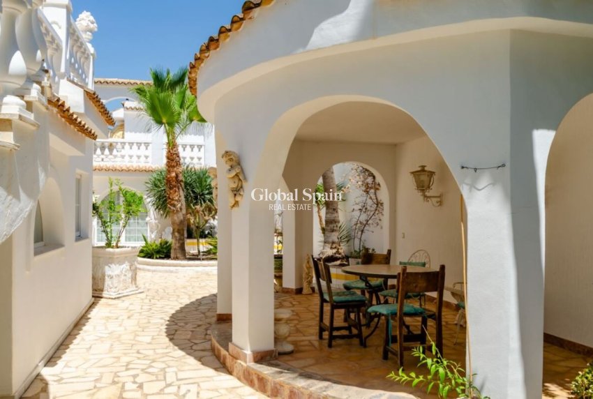 Resale - VILLA -
ORXETA - Orxeta