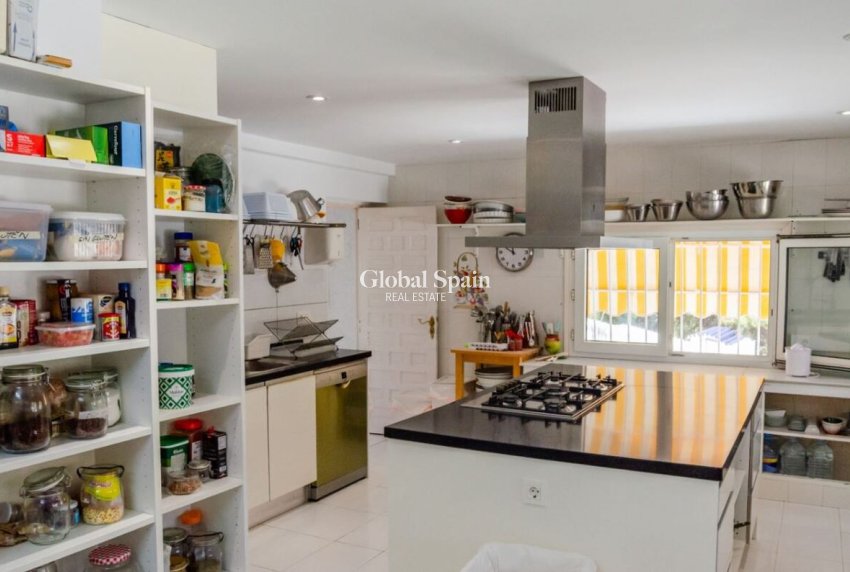 Resale - VILLA -
ORXETA - Orxeta