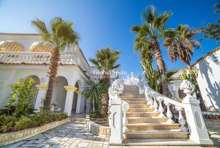 Resale - VILLA -
ORXETA - Orxeta