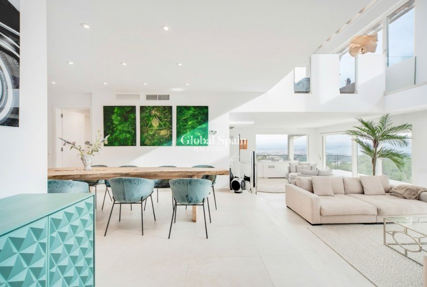 Resale - VILLA -
PALMA - Son Vida