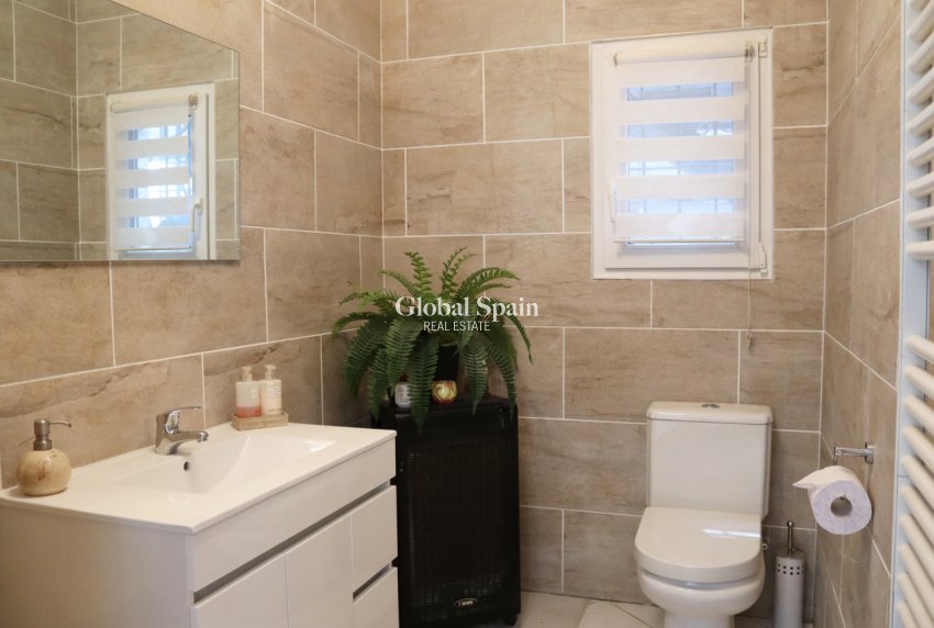 Resale - VILLA -
PARCENT - Inland