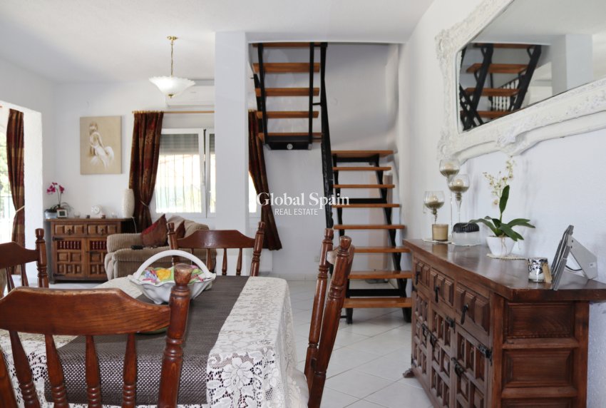 Resale - VILLA -
PARCENT - Inland