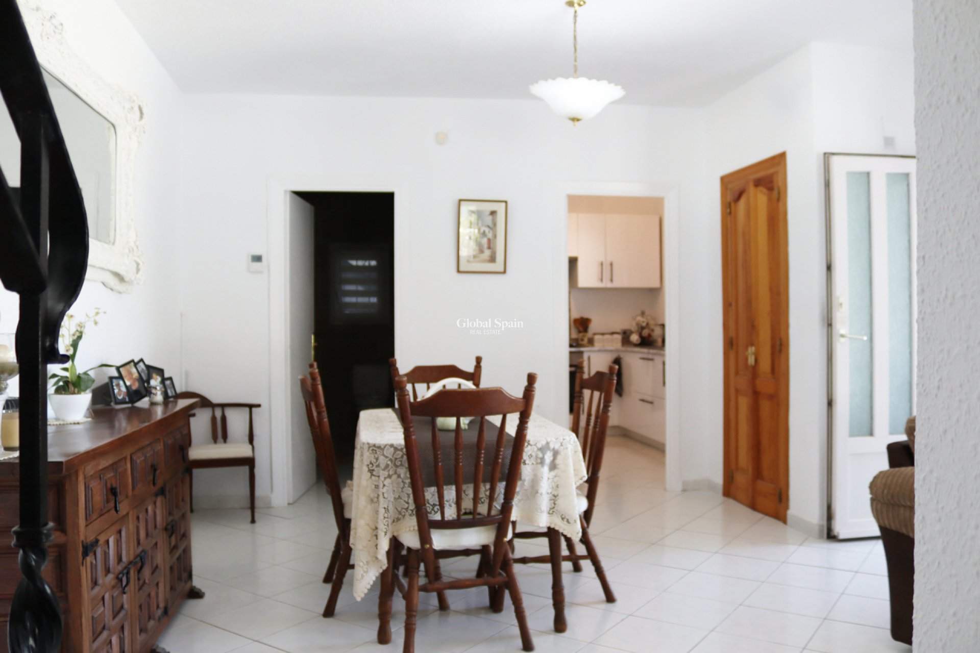 Resale - VILLA -
PARCENT - Inland