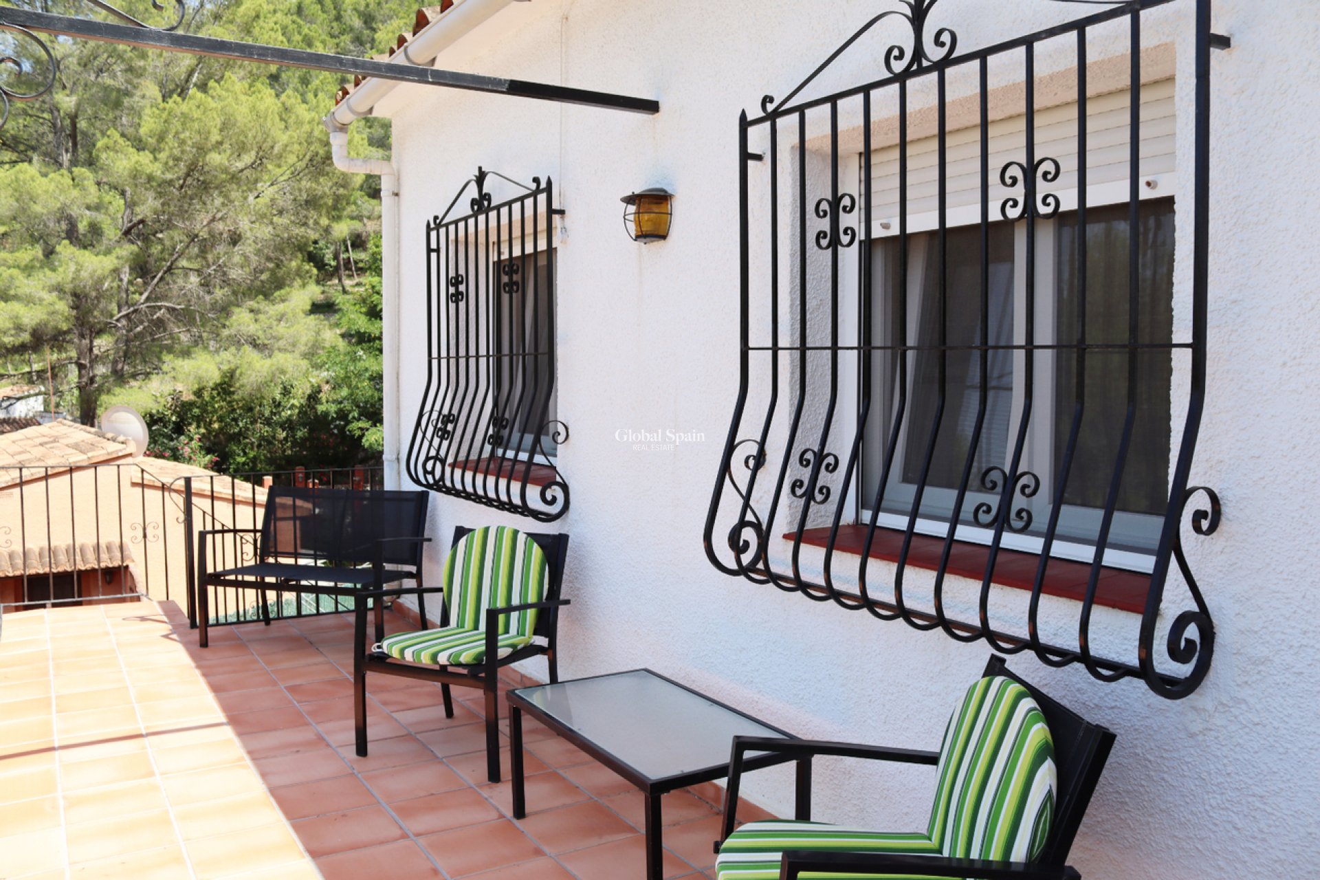 Resale - VILLA -
PARCENT - Inland