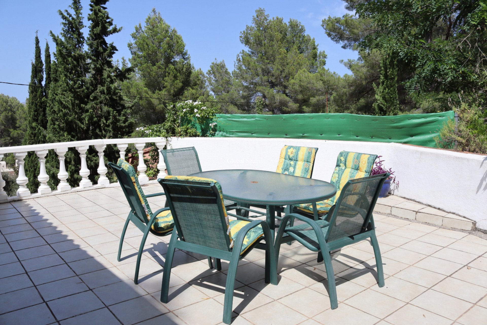 Resale - VILLA -
PARCENT - Inland