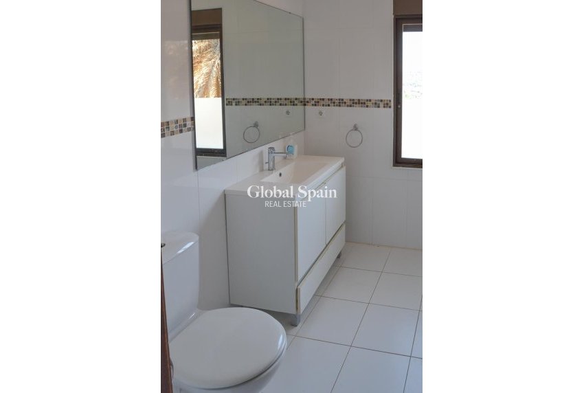Resale - VILLA -
PEDREGUER - Inland