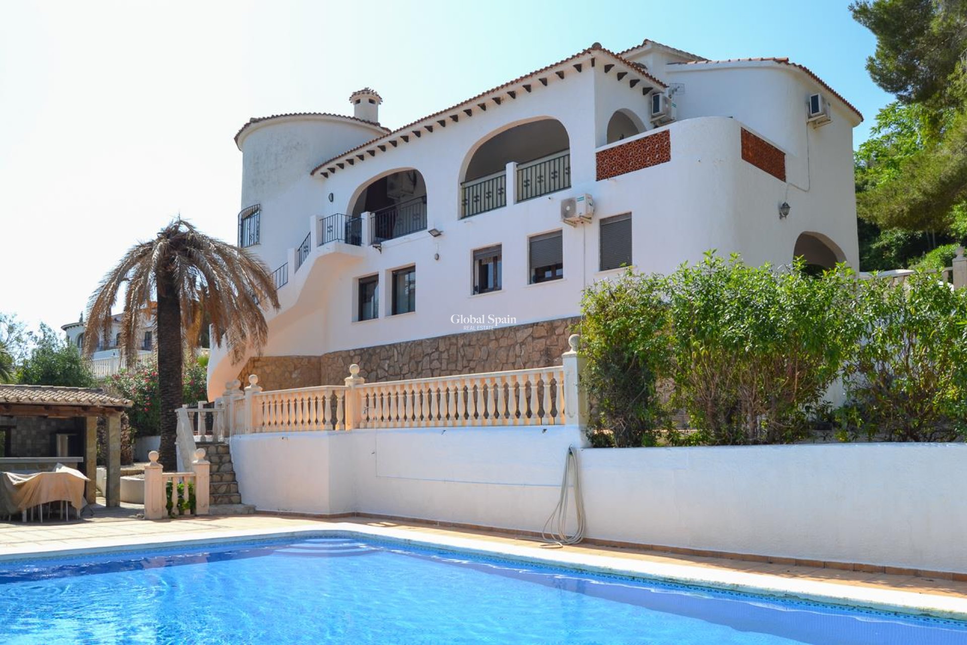 Resale - VILLA -
PEDREGUER - Inland
