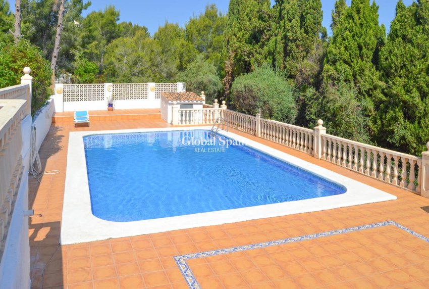 Resale - VILLA -
PEDREGUER - Inland