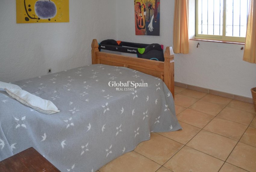 Resale - VILLA -
PEDREGUER - Inland