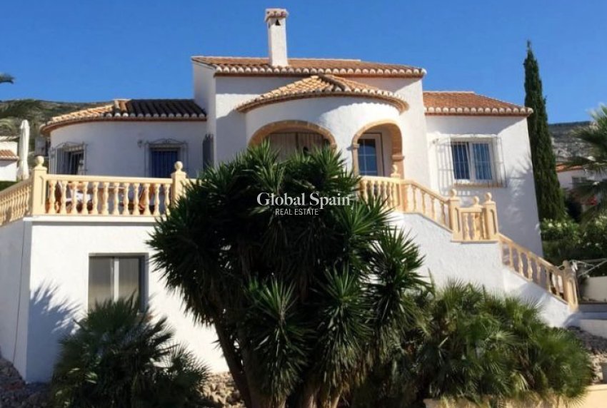 Resale - VILLA -
PEDREGUER - Inland