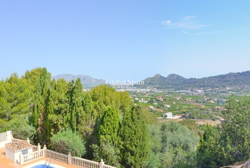 Resale - VILLA -
PEDREGUER - Inland