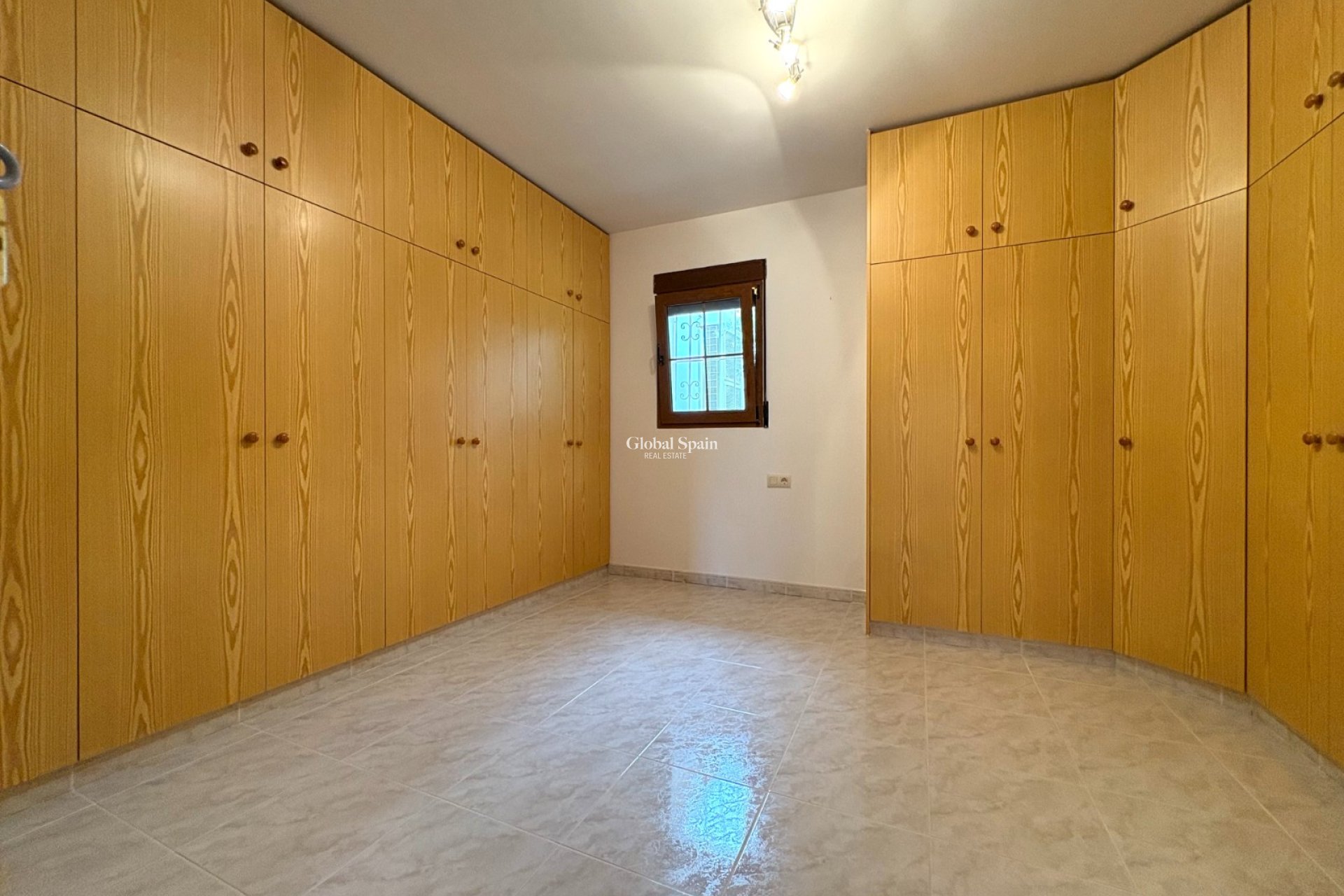 Resale - VILLA -
PEDREGUER - Pedreguer