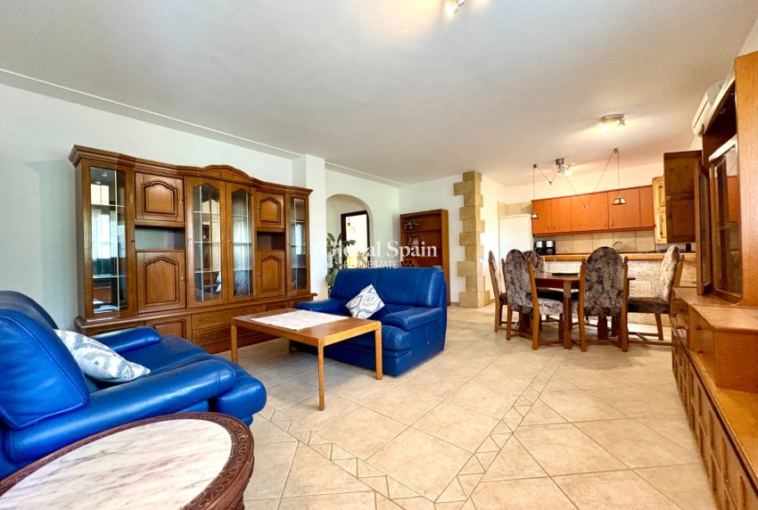 Resale - VILLA -
PEDREGUER - Pedreguer