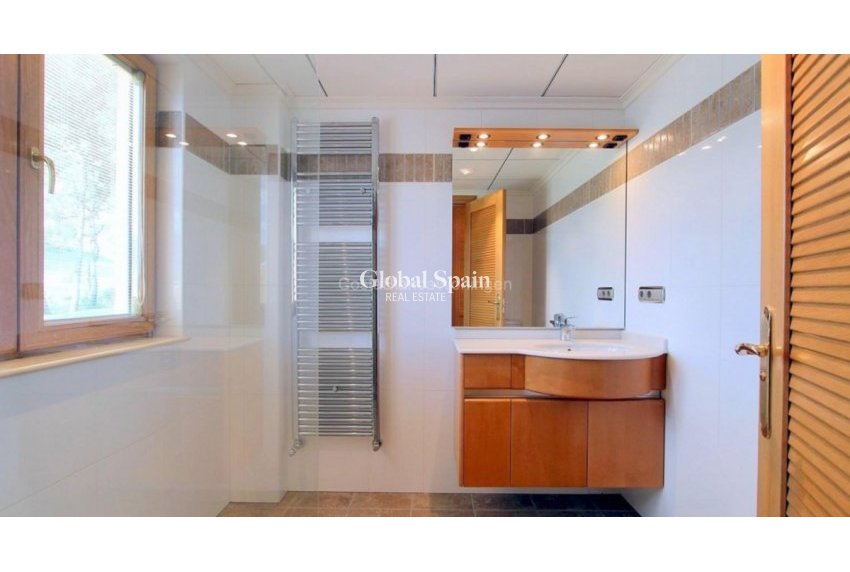 Resale - VILLA -
PENÀGUILA - Inland