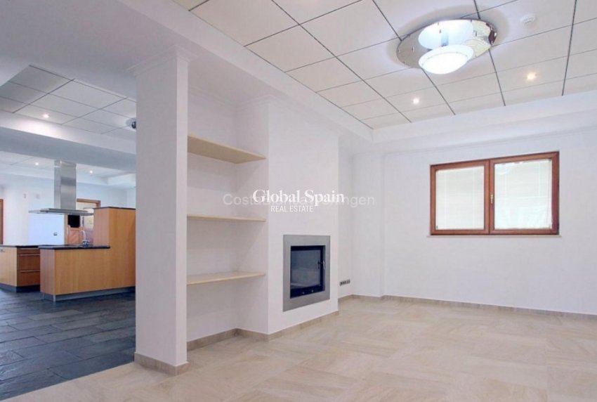 Resale - VILLA -
PENÀGUILA - Inland