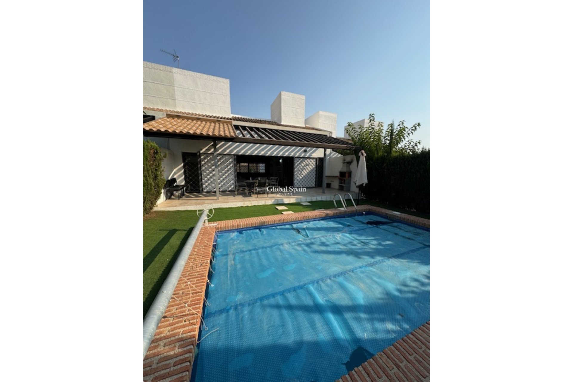 Resale - VILLA -
PERALEJA GOLF - Inland
