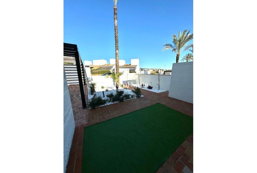 Resale - VILLA -
PERALEJA GOLF - Inland
