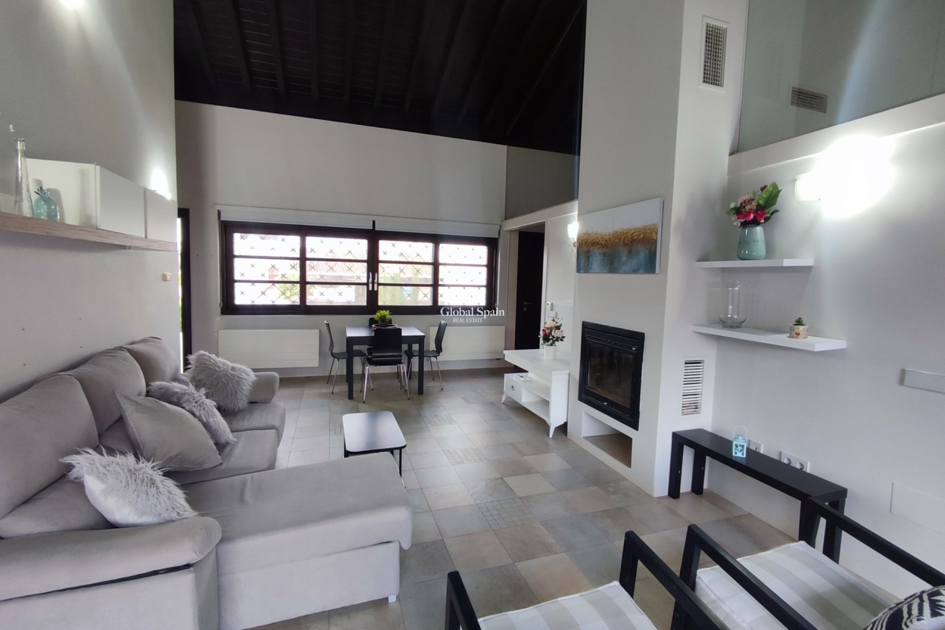 Resale - VILLA -
PERALEJA GOLF - Inland