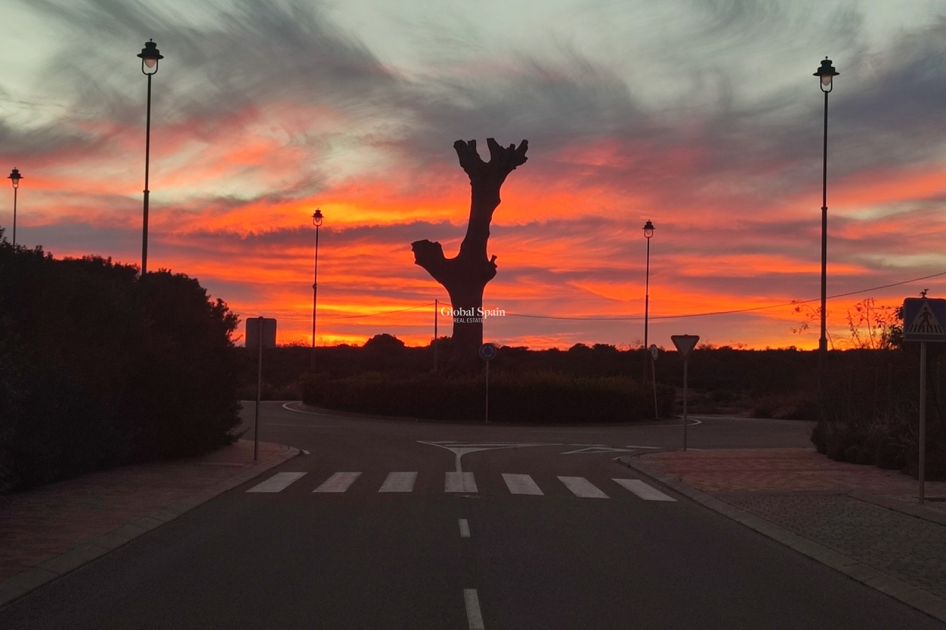 Resale - VILLA -
PERALEJA GOLF - Inland