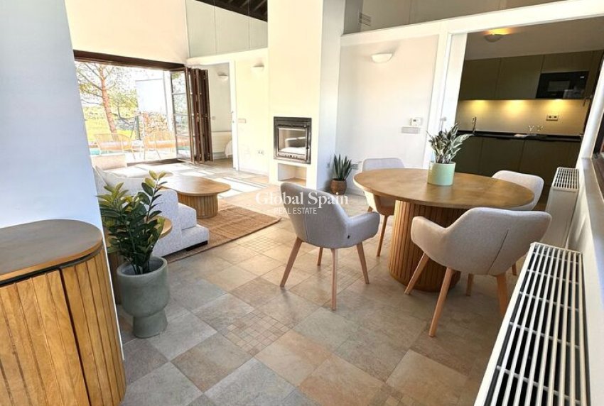 Resale - VILLA -
PERALEJA GOLF - Inland