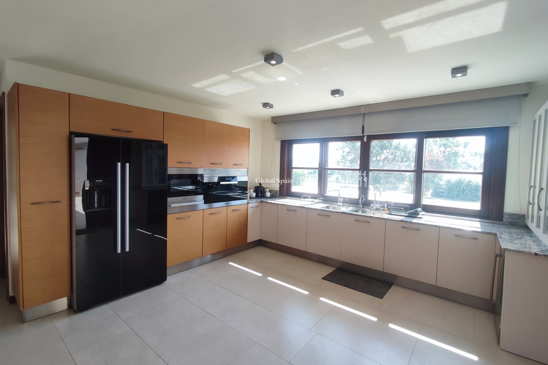 Resale - VILLA -
PERALEJA GOLF - Inland