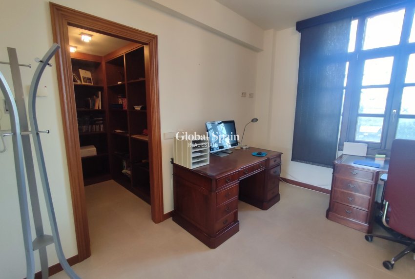 Resale - VILLA -
PERALEJA GOLF - Inland