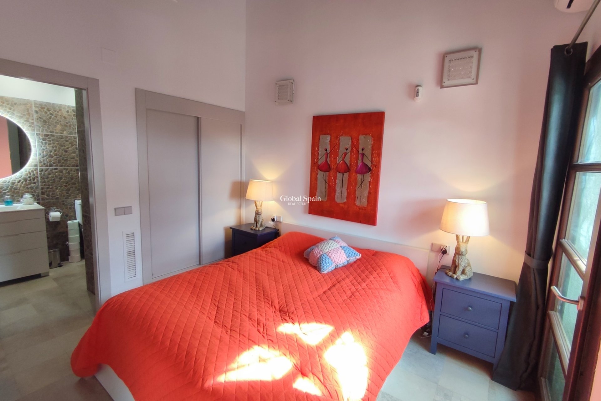 Resale - VILLA -
PERALEJA GOLF - Inland