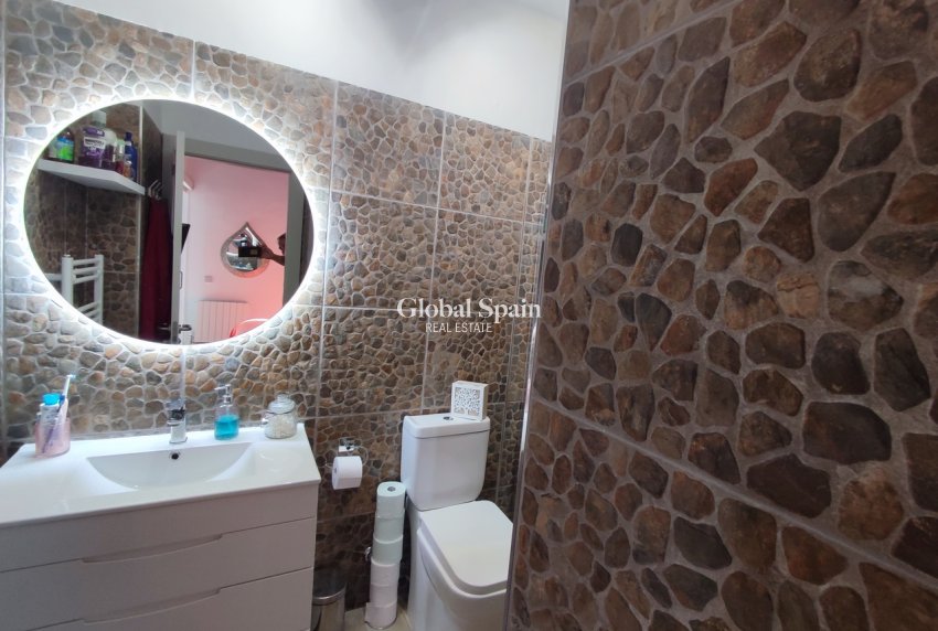 Resale - VILLA -
PERALEJA GOLF - Inland