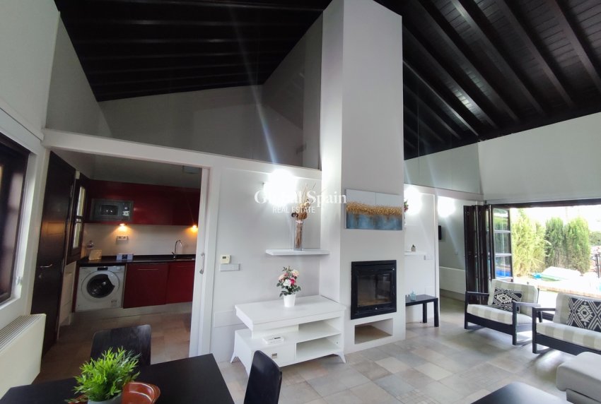 Resale - VILLA -
PERALEJA GOLF - Inland