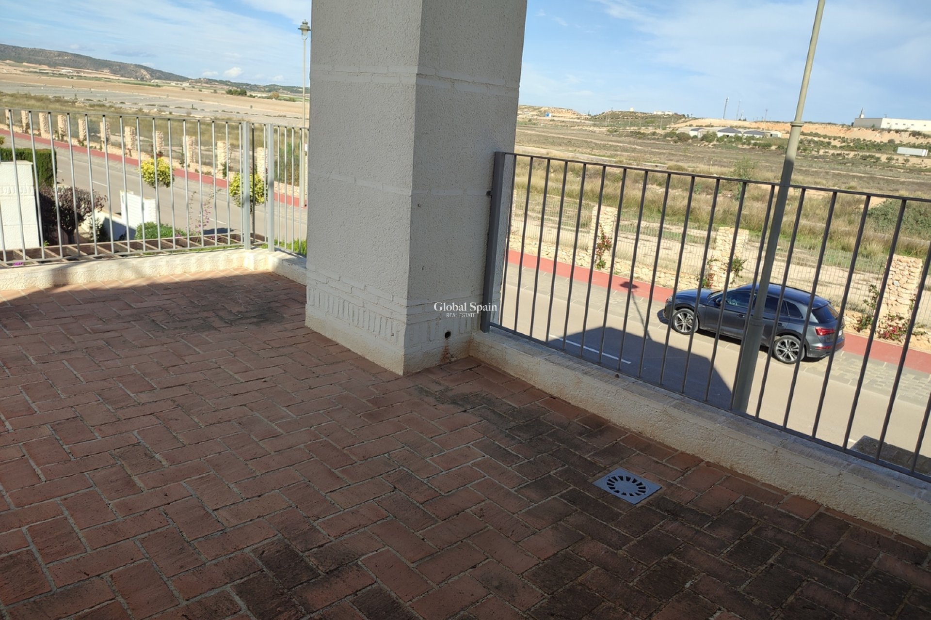 Resale - VILLA -
PERALEJA GOLF - Inland