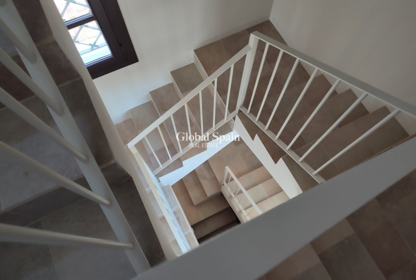 Resale - VILLA -
PERALEJA GOLF - Inland