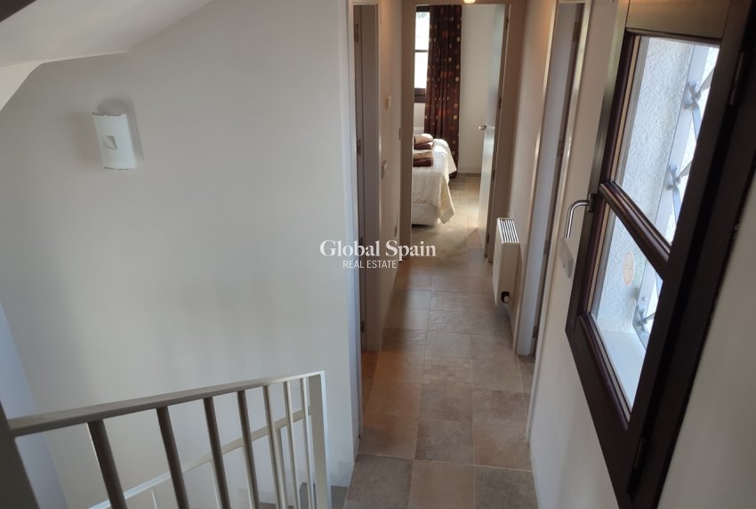 Resale - VILLA -
PERALEJA GOLF - Inland