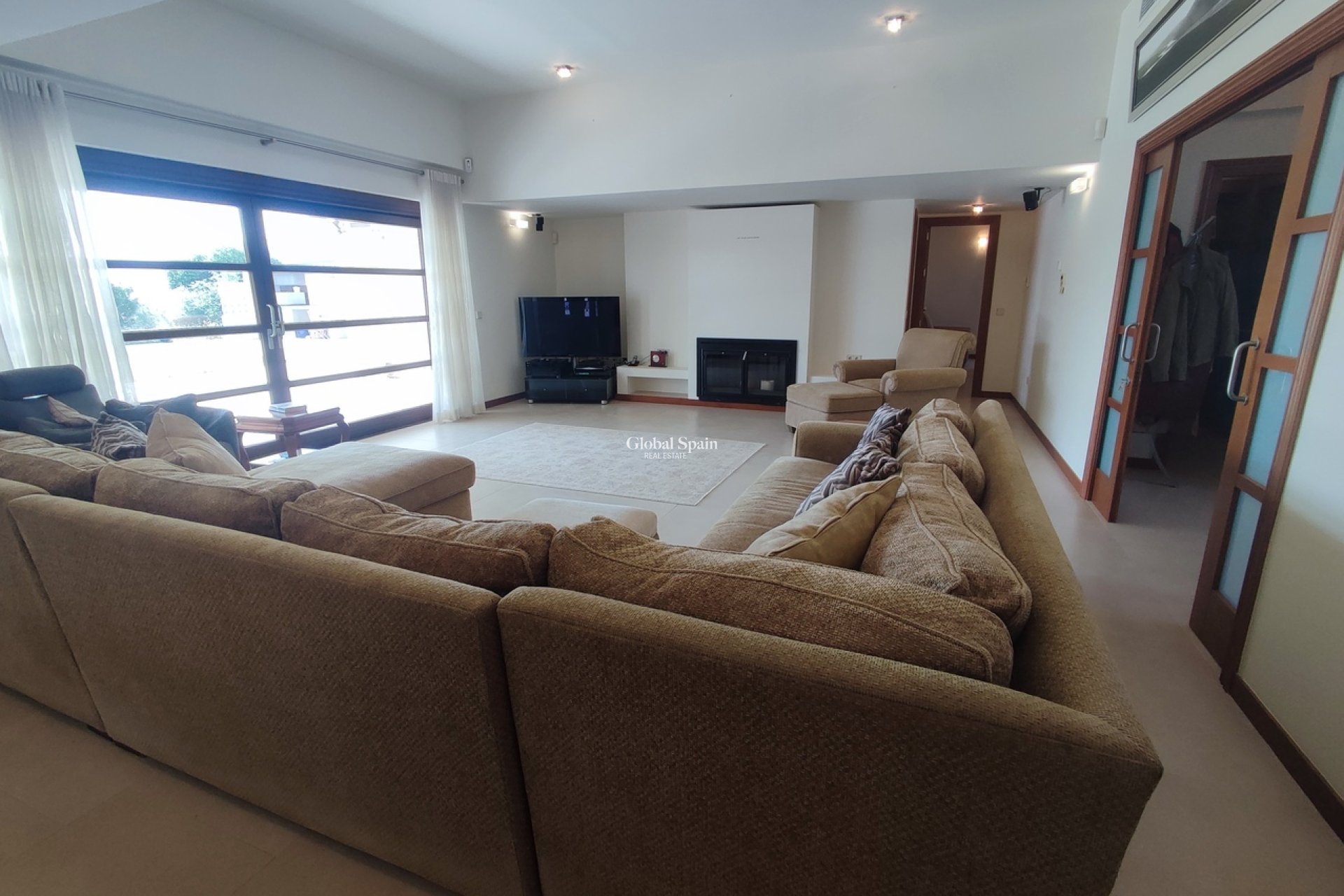 Resale - VILLA -
PERALEJA GOLF - Inland