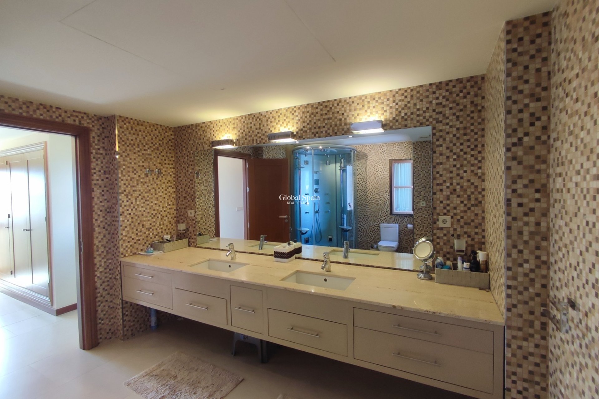 Resale - VILLA -
PERALEJA GOLF - Inland