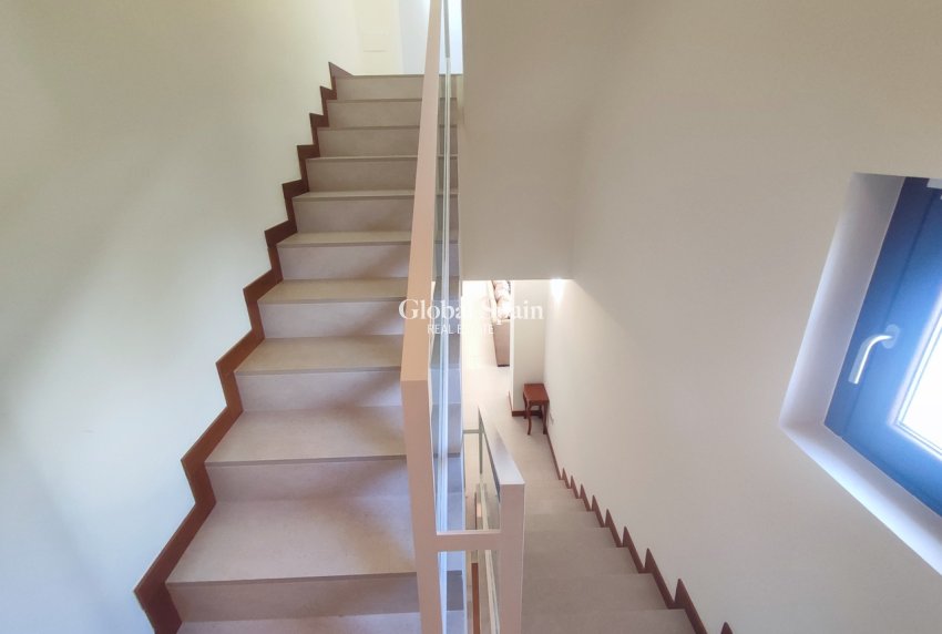 Resale - VILLA -
PERALEJA GOLF - Inland