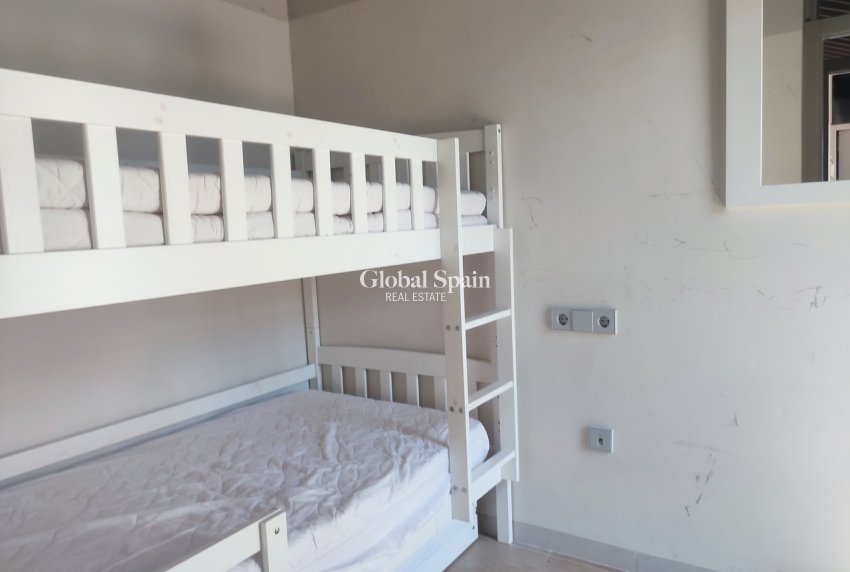 Resale - VILLA -
PERALEJA GOLF - Inland