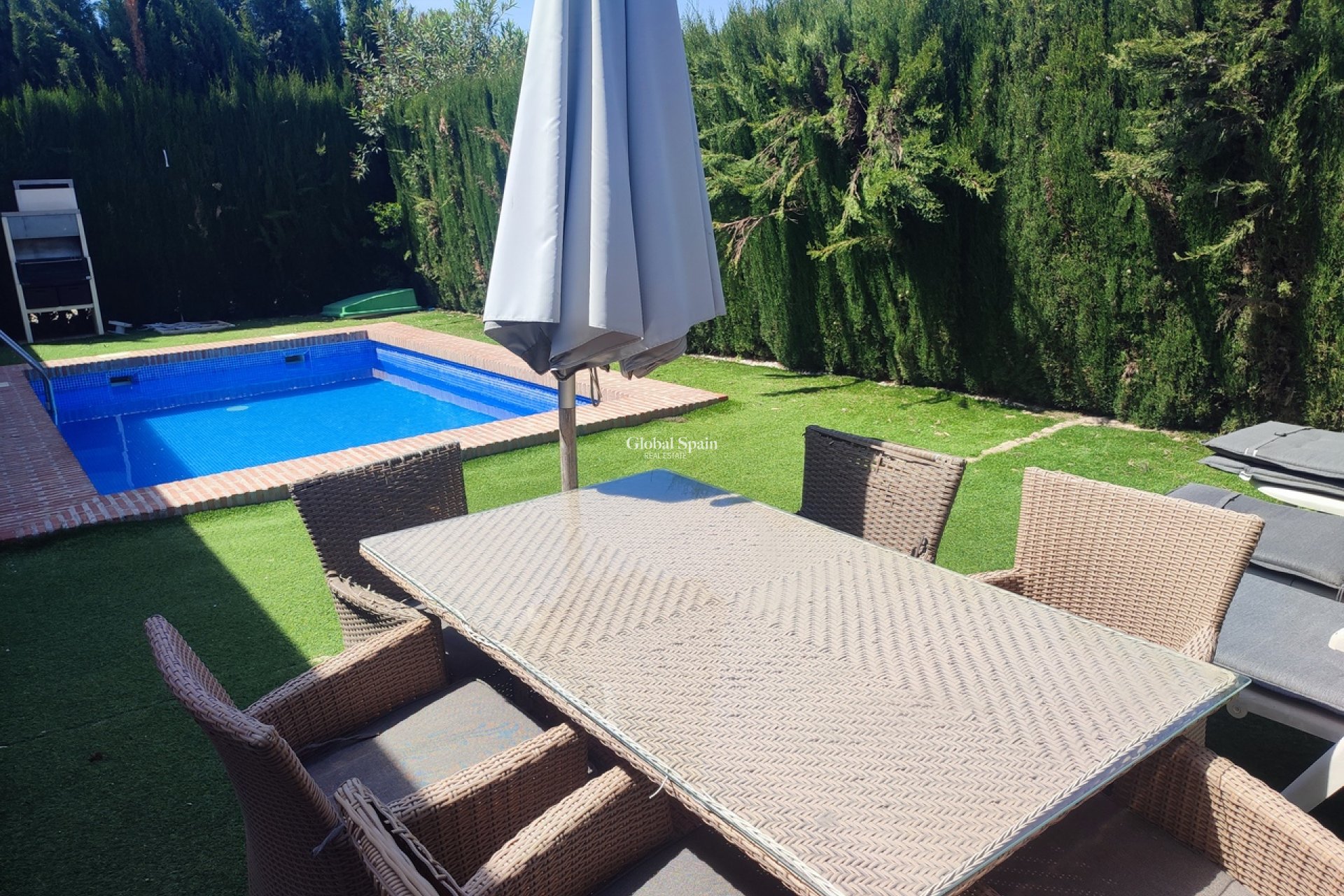 Resale - VILLA -
PERALEJA GOLF - Inland