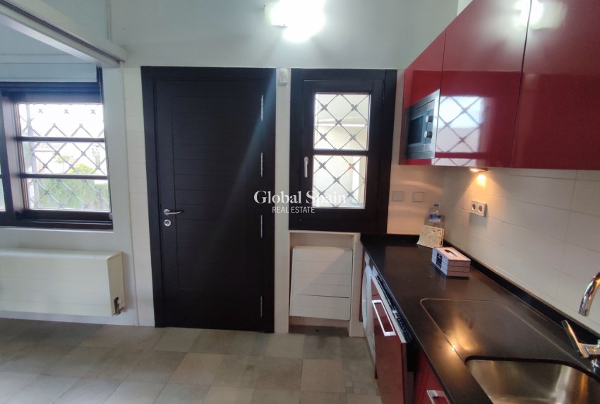 Resale - VILLA -
PERALEJA GOLF - Inland