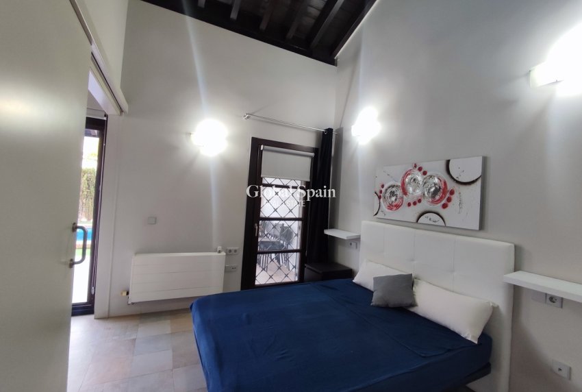 Resale - VILLA -
PERALEJA GOLF - Inland