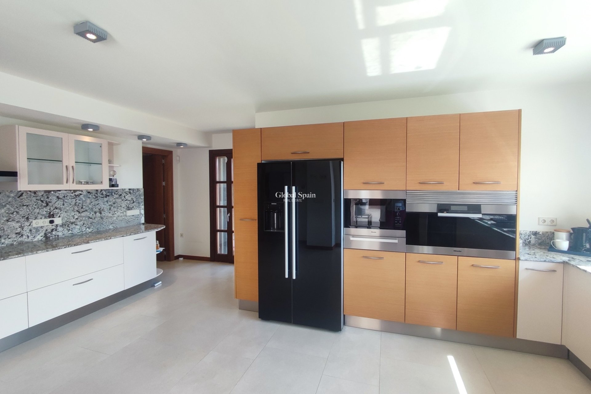 Resale - VILLA -
PERALEJA GOLF - Inland
