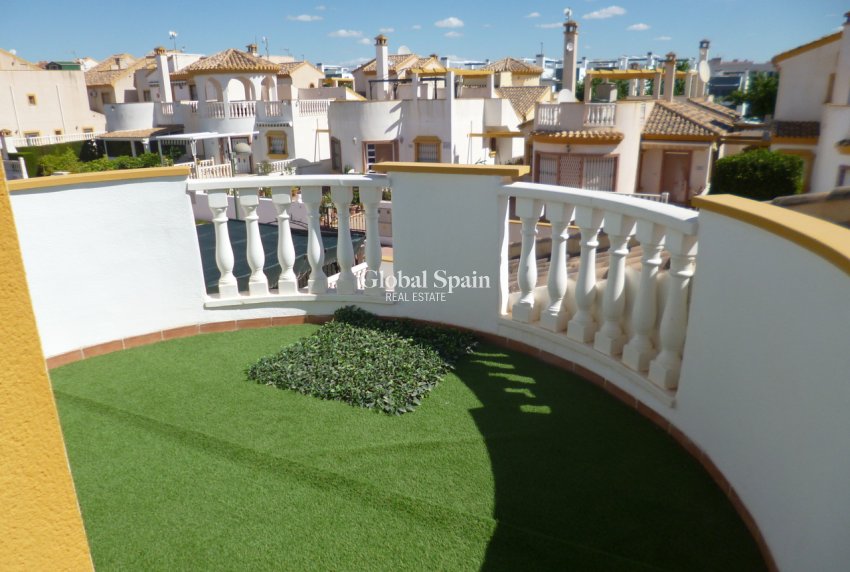 Resale - VILLA -
PILAR DE LA HORADADA - Costa Blanca