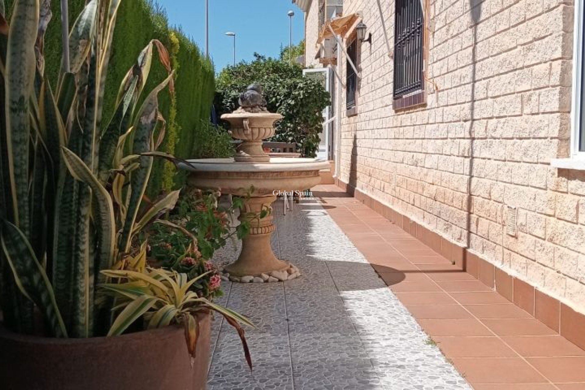 Resale - VILLA -
PILAR DE LA HORADADA - Costa Blanca
