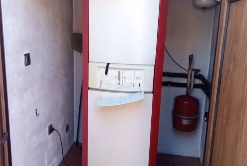 Resale - VILLA -
PILAR DE LA HORADADA - Costa Blanca