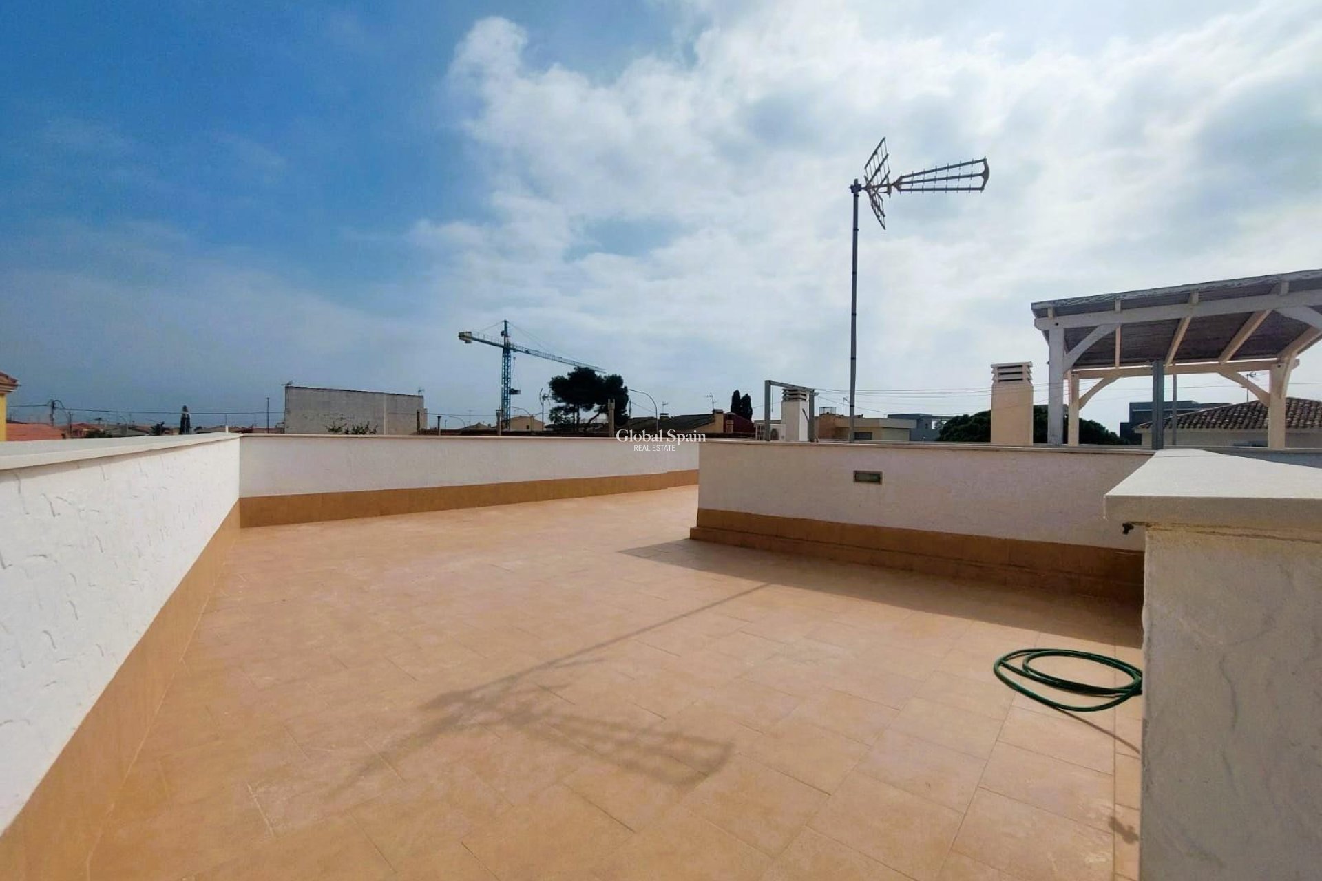 Resale - VILLA -
PILAR DE LA HORADADA - Costa Blanca