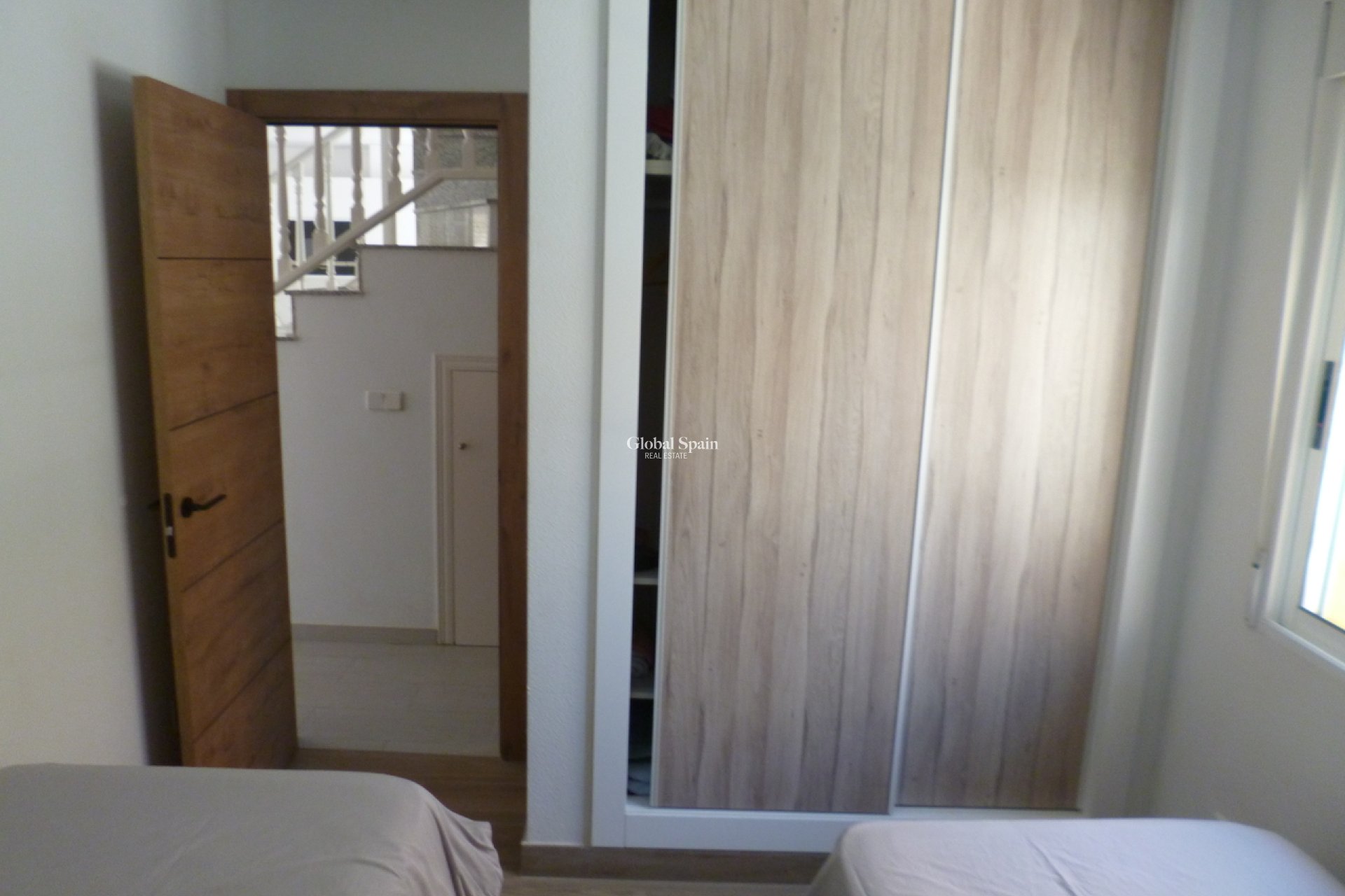 Resale - VILLA -
PILAR DE LA HORADADA - Costa Blanca