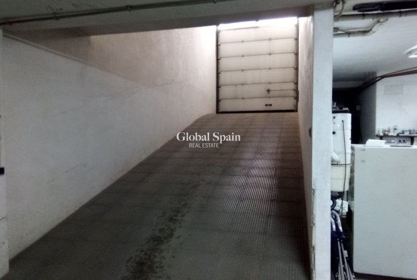 Resale - VILLA -
PILAR DE LA HORADADA - Costa Blanca