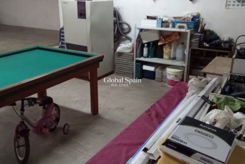 Resale - VILLA -
PILAR DE LA HORADADA - Costa Blanca