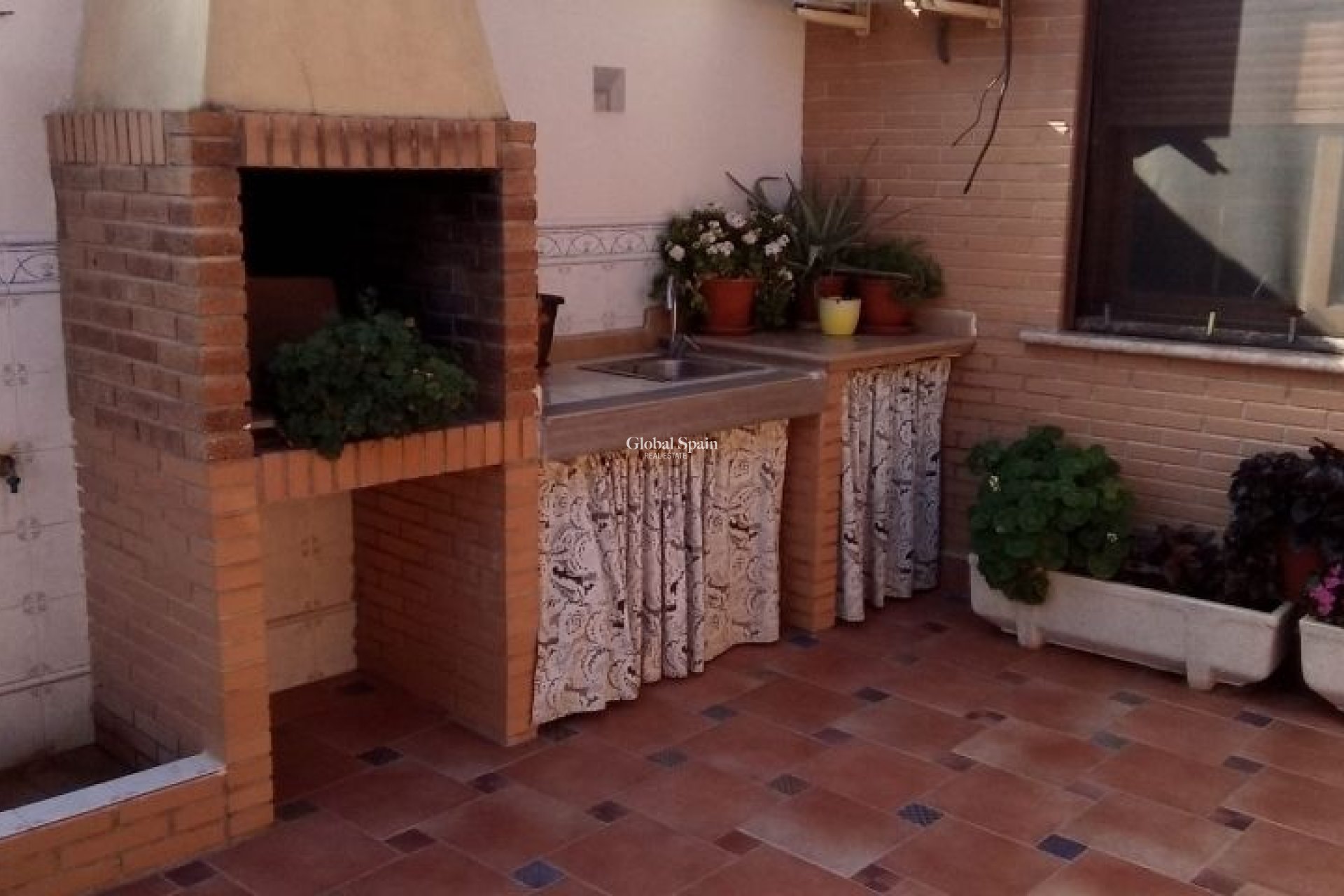 Resale - VILLA -
PILAR DE LA HORADADA - Costa Blanca